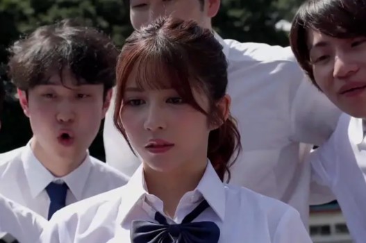 SONE-619 Em học sinh bị dùng chất kích thích 2025